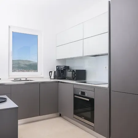Apartman L&l Luxury 1