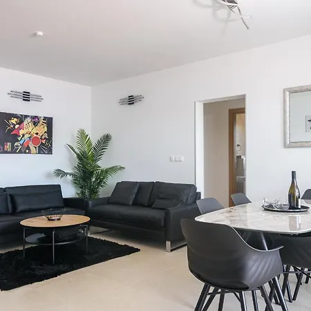 L&l Luxury 1 Apartman *
